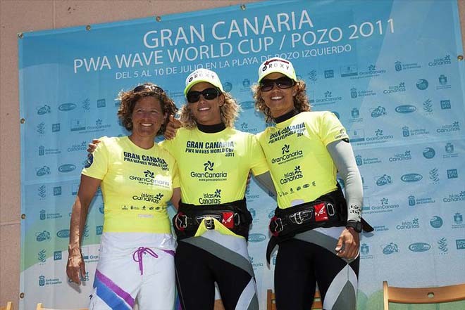Womens top three Pozo 2011 - PWA Pozo Gran Canaria World Cup 2011  ©  John Carter / PWA http://www.pwaworldtour.com